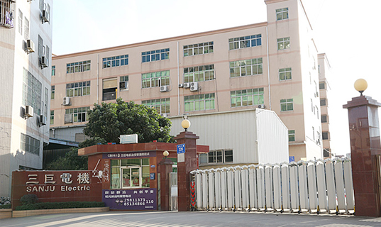 <b>信息技術打開散熱市場新空間，三巨電機拾級而上驅動發展</b>